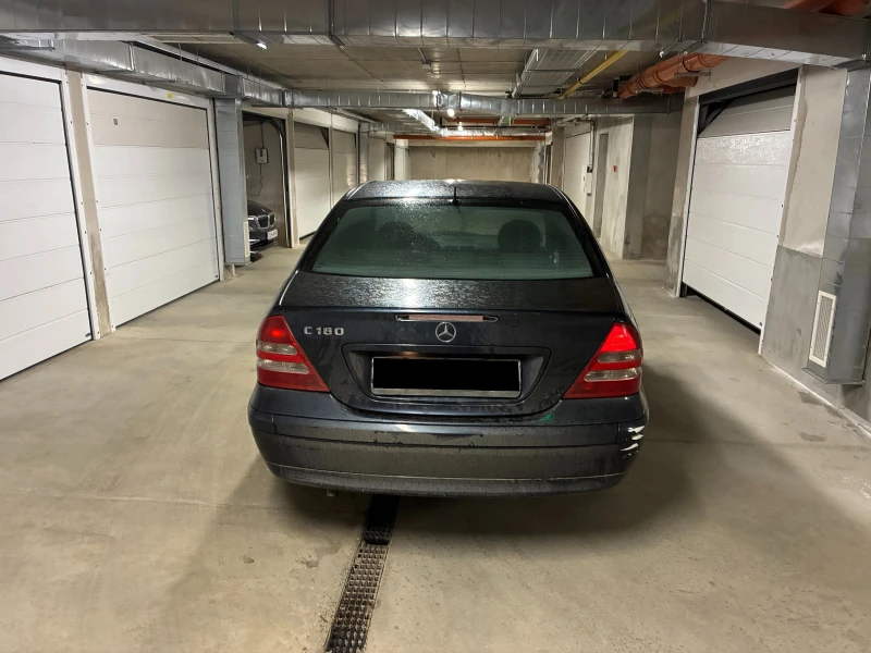 Mercedes-Benz C 180, снимка 5 - Автомобили и джипове - 53262106
