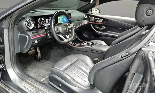 Mercedes-Benz E 220 d Coupe , снимка 6 - Автомобили и джипове - 54488021