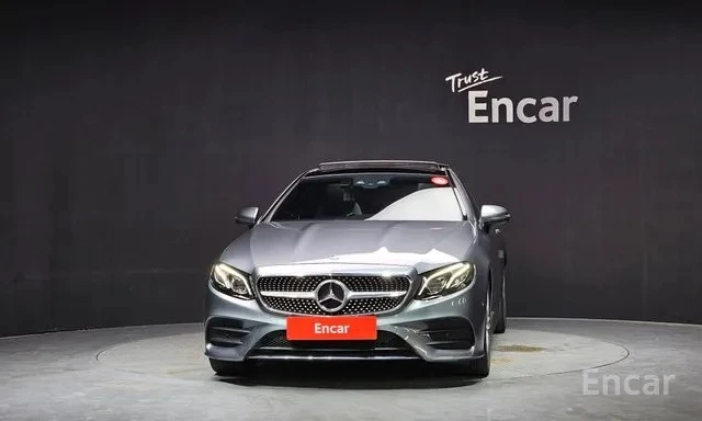 Mercedes-Benz E 220 d Coupe , снимка 4 - Автомобили и джипове - 54488021