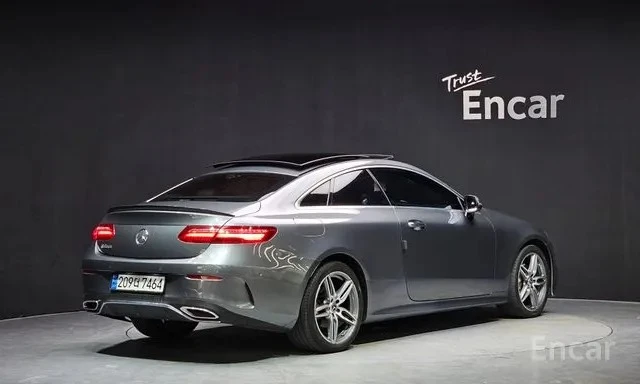 Mercedes-Benz E 220 d Coupe , снимка 3 - Автомобили и джипове - 54488021