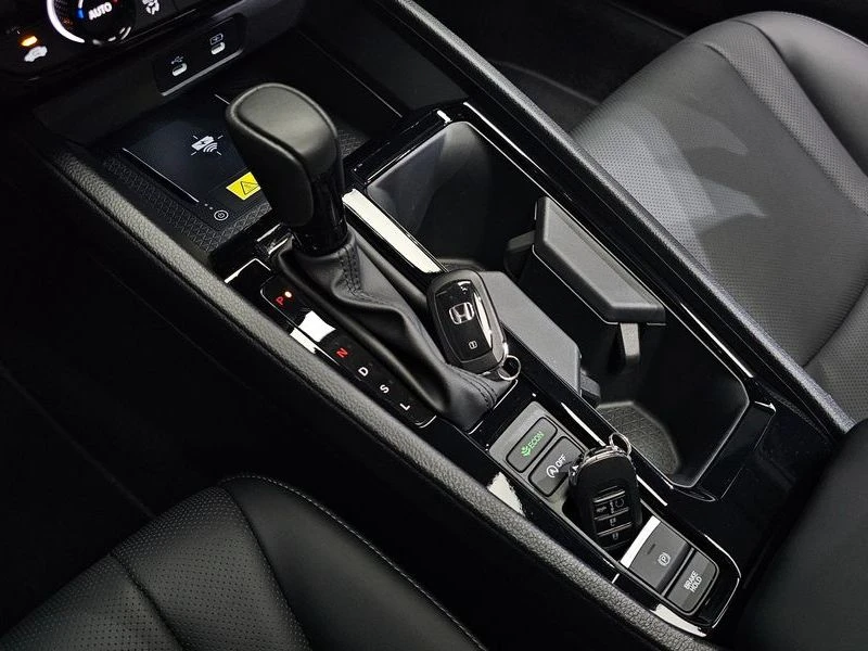 Honda Accord 1.5 Automatic, снимка 8 - Автомобили и джипове - 55905859