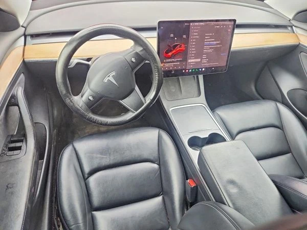 Tesla Model 3, снимка 9 - Автомобили и джипове - 56117836