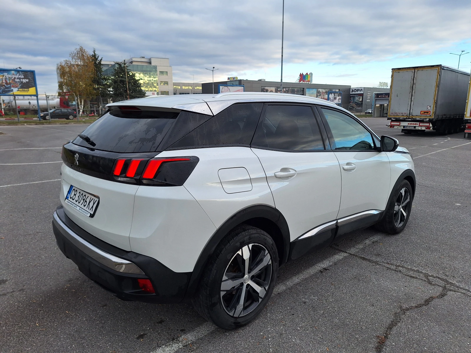 Peugeot 3008 NEW ALLURE 1.2 e-THP 130 EAT6  - изображение 4