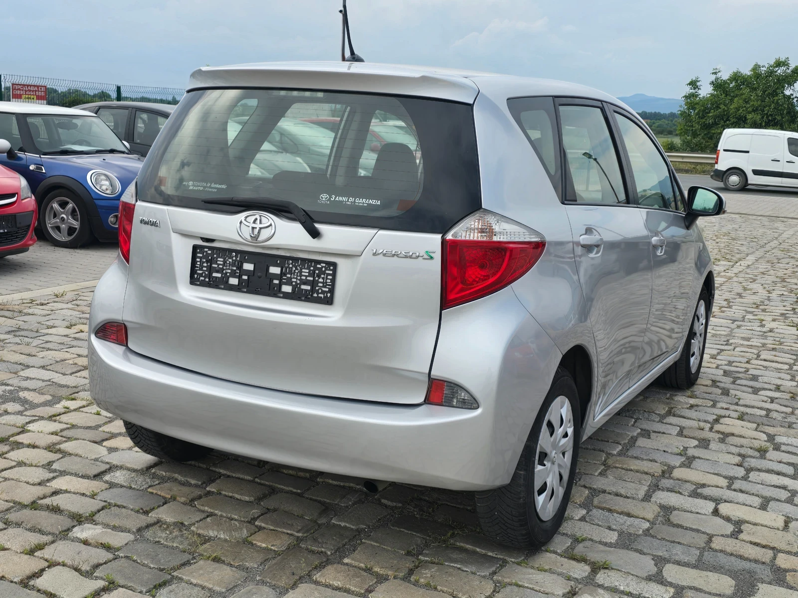 Toyota Verso S 1.33i 99кс EURO 5B ИТАЛИЯ - изображение 6