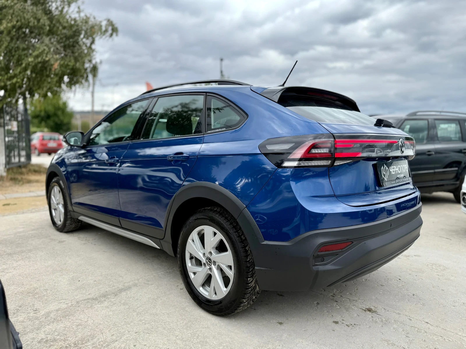 VW Taigo 1.0 TSI Premium life Automatic - изображение 4