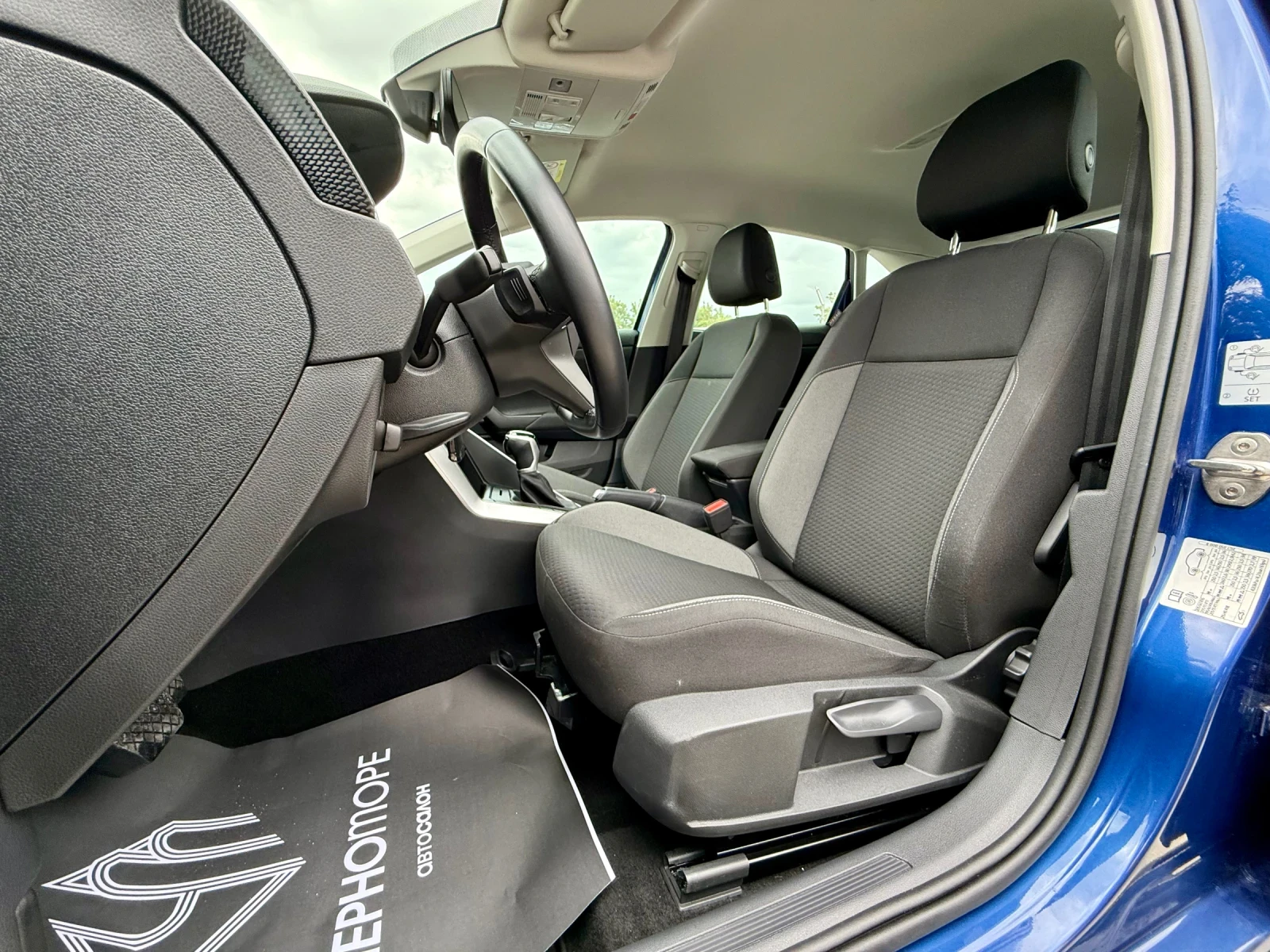 VW Taigo 1.0 TSI Premium life Automatic - изображение 8