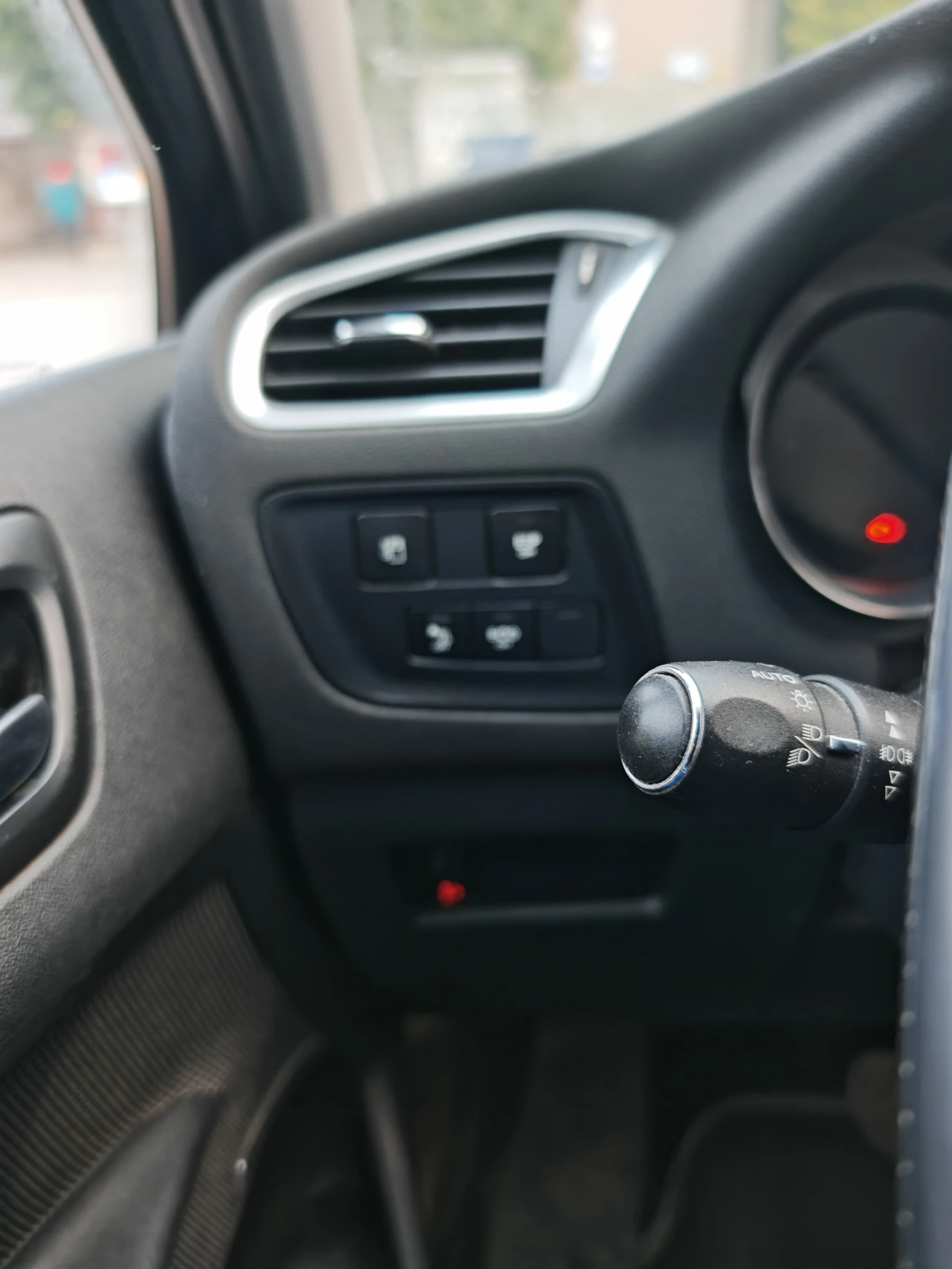 Citroen C4  - изображение 7