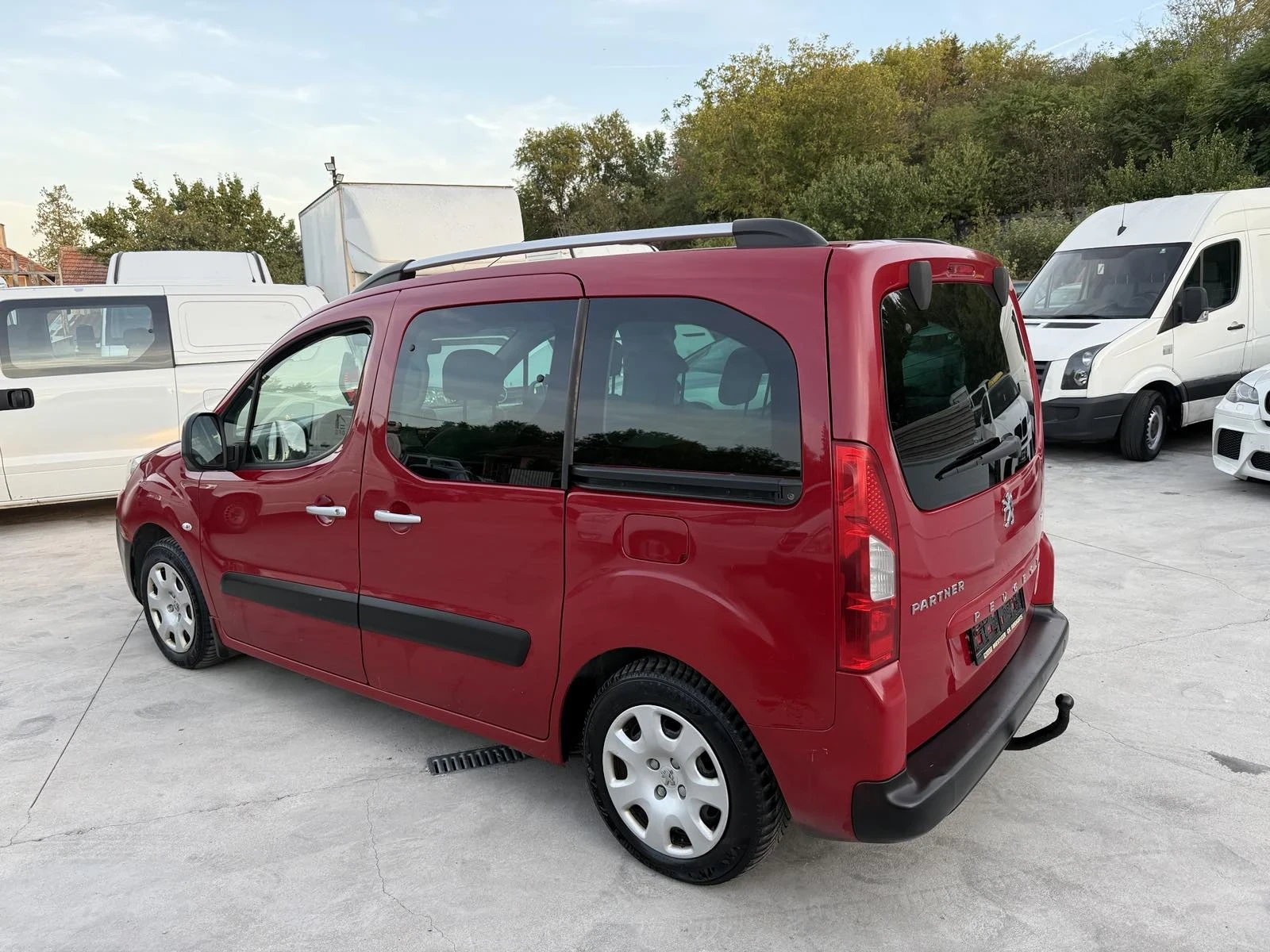 Peugeot Partner TEPEE 1.6HDI - изображение 7