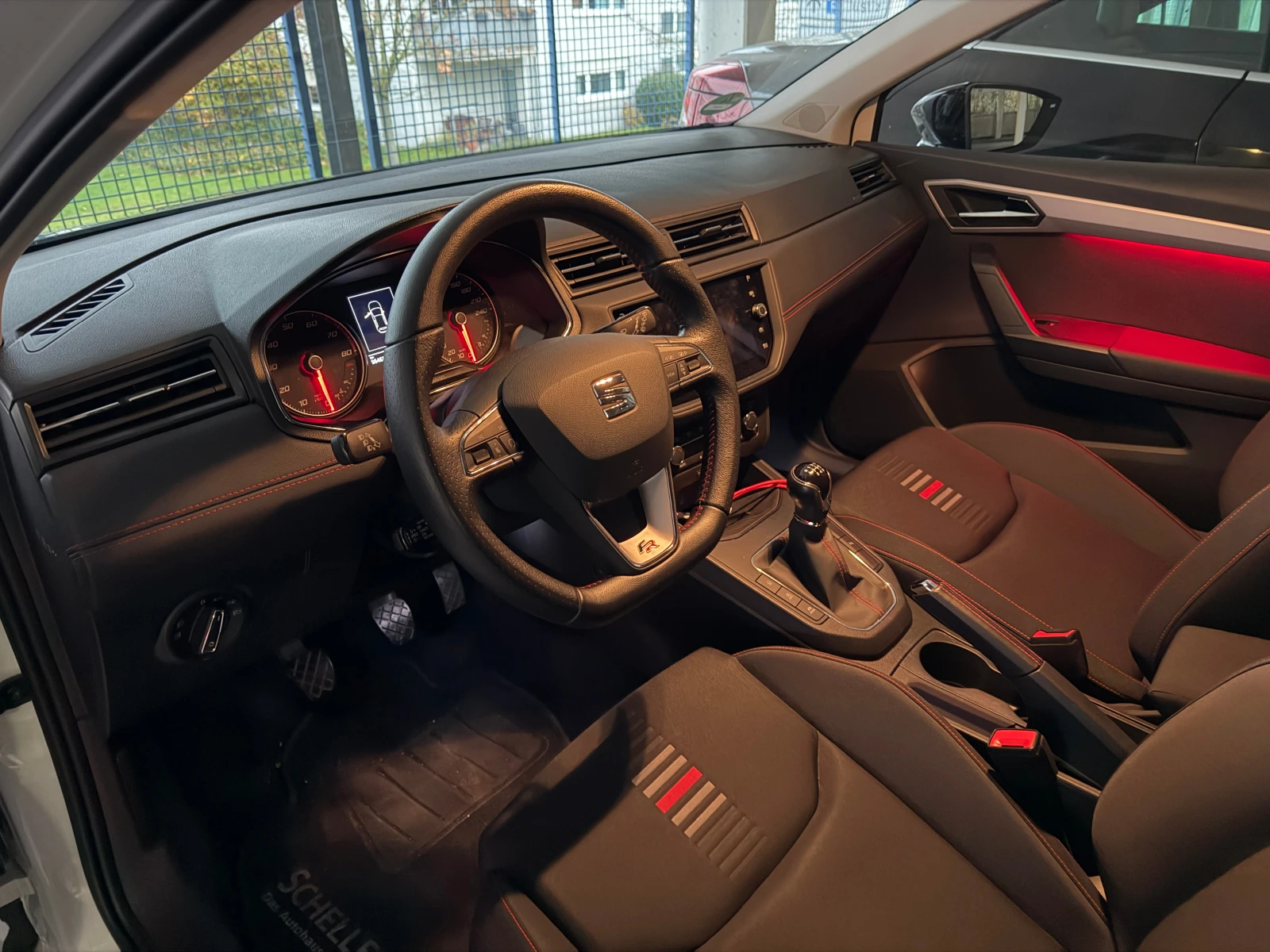 Seat Ibiza FR 1.0 TSI 116 к.с. - изображение 10