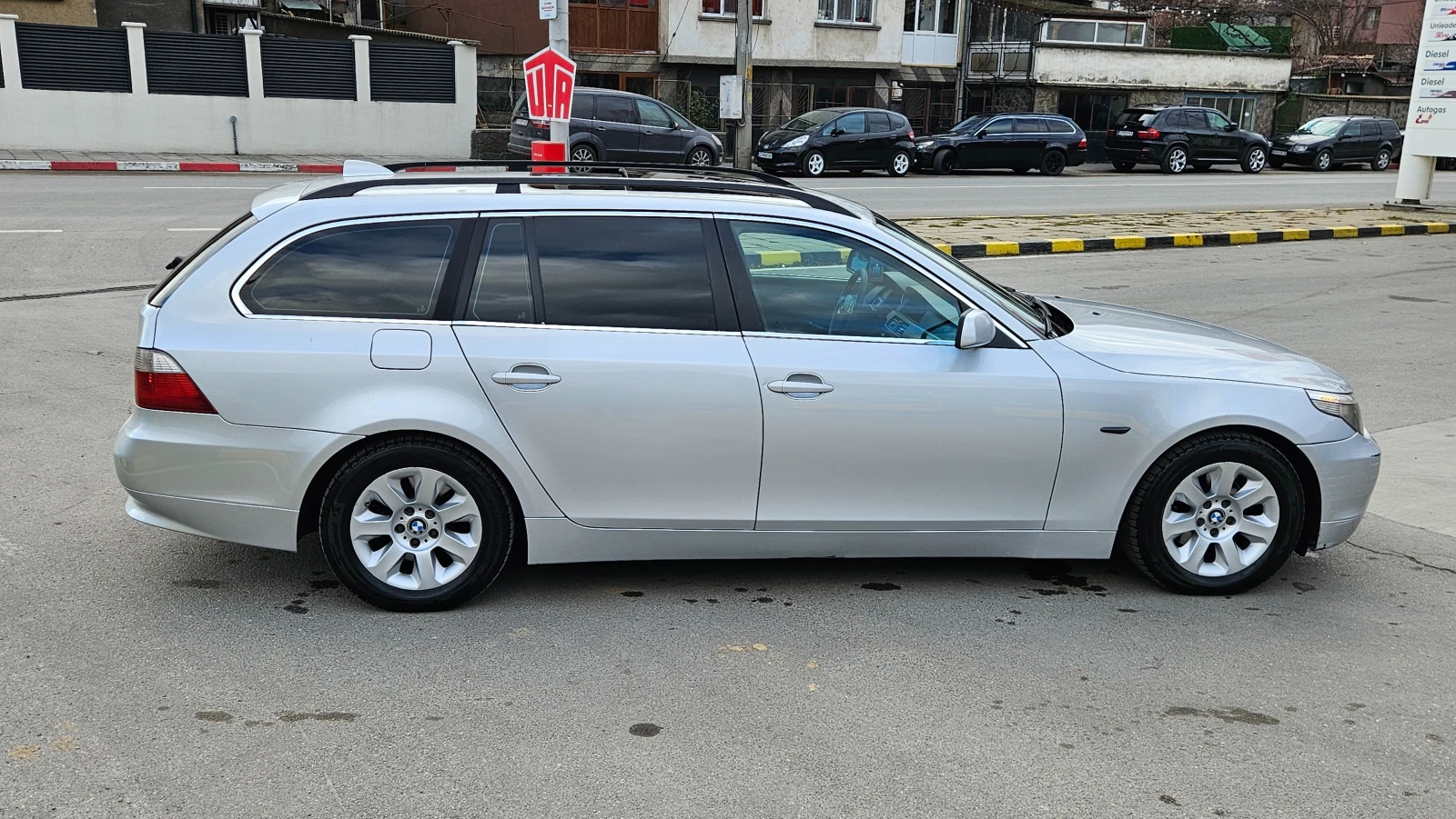 BMW 530 3.0D AVTOM/NAVIG/PANORAMA - изображение 6