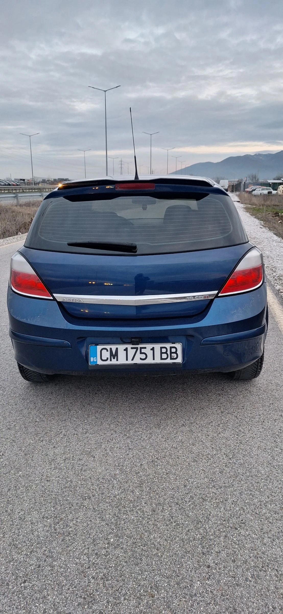 Opel Astra H 1.9 CDTI 150 - изображение 6