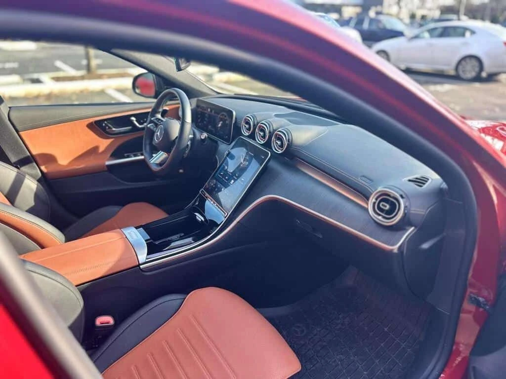 Mercedes-Benz C 300 4MATIC Sedan  CARFAX | Mobile.bg � ����������� 8