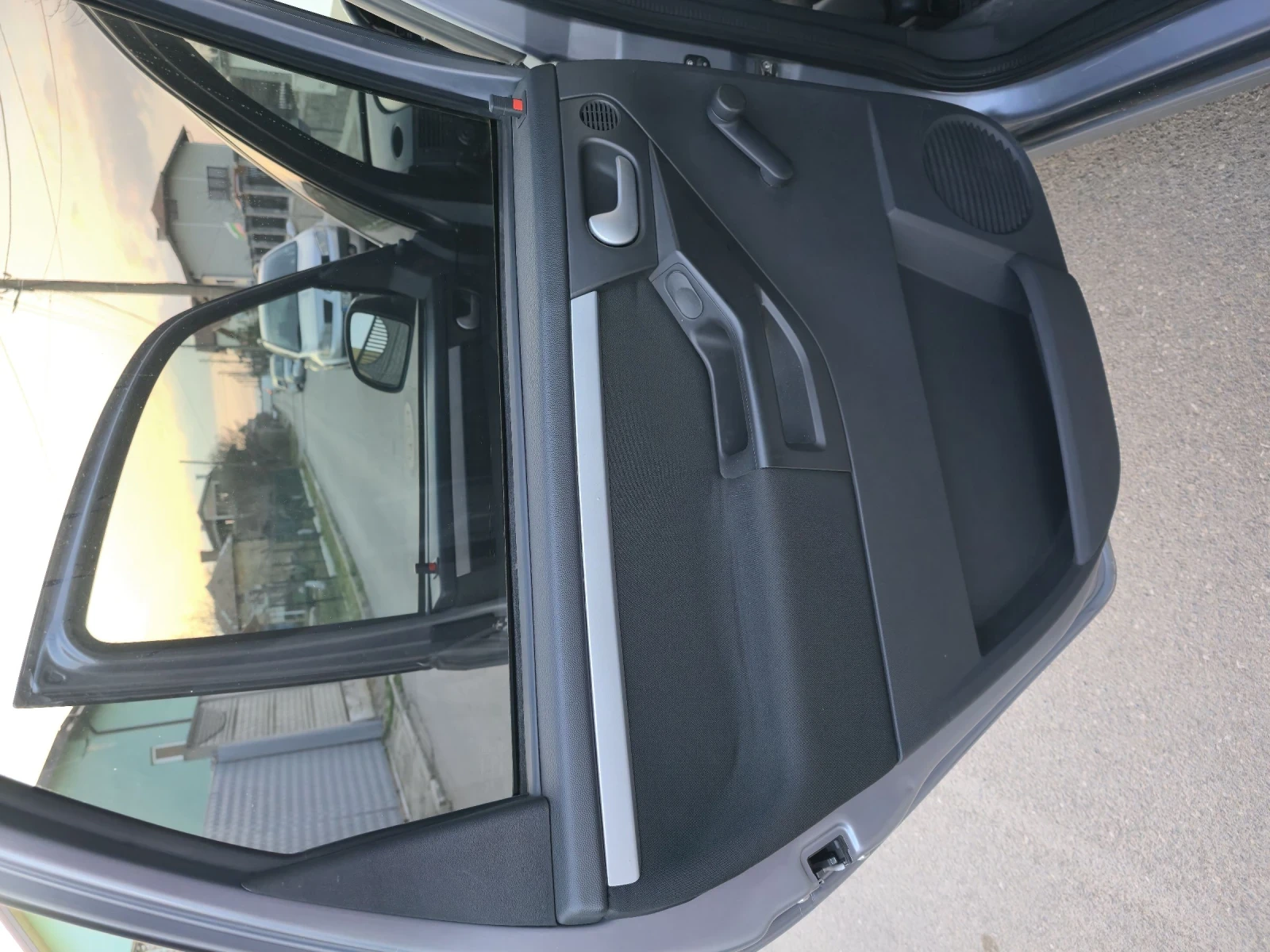 Opel Meriva, снимка 9 - Автомобили и джипове - 53906161