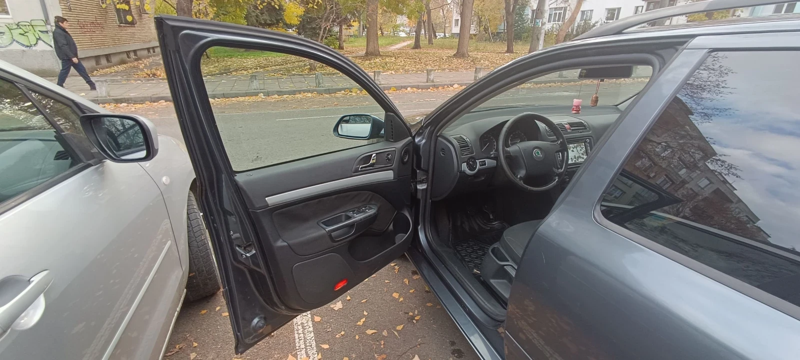 Skoda Octavia 1.9 TDI, снимка 5 - Автомобили и джипове - 54058605