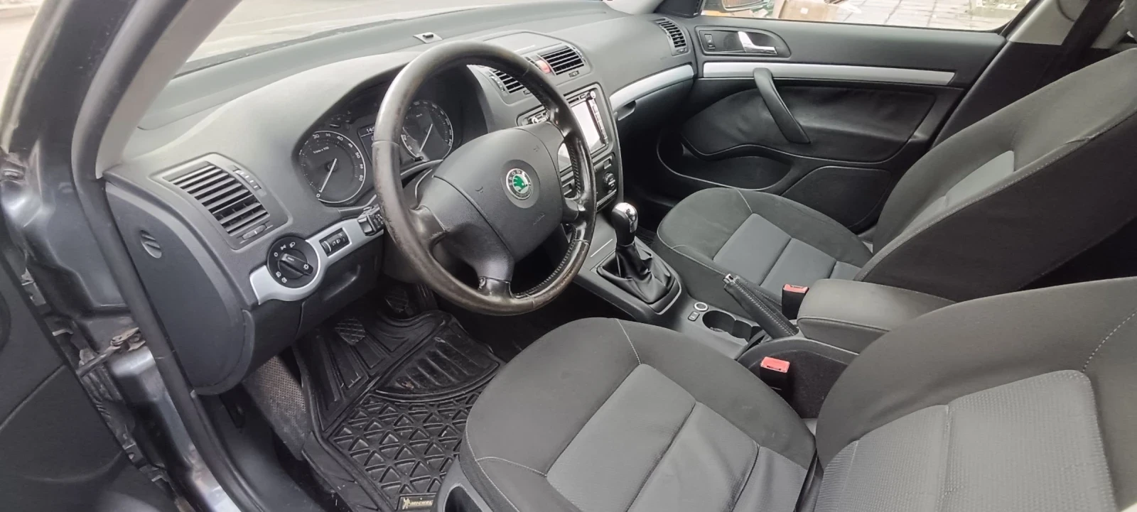 Skoda Octavia 1.9 TDI, снимка 10 - Автомобили и джипове - 54058605