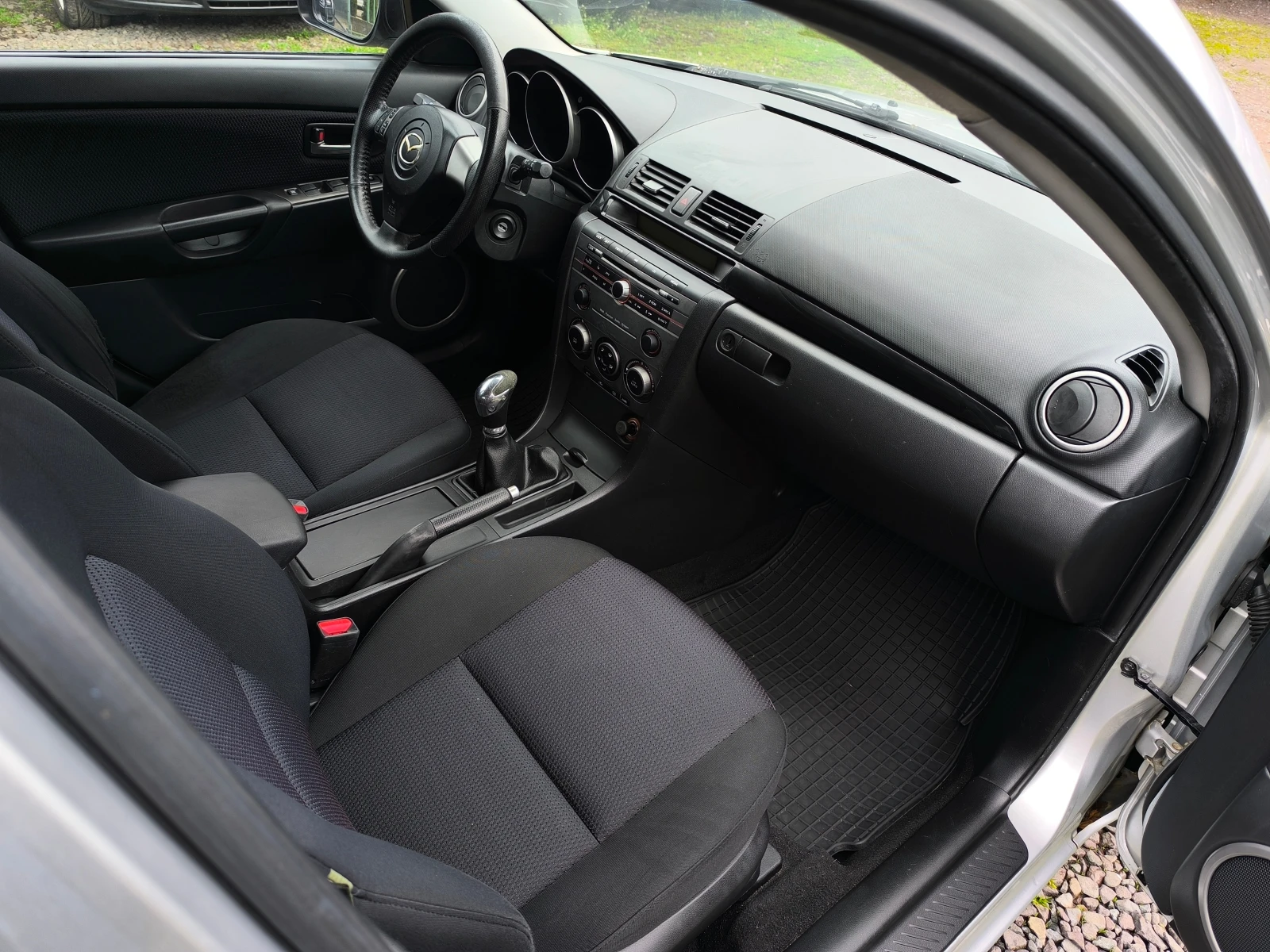 Mazda 3 FACE LIFT-1.6i-105��-�����������- | Mobile.bg � ����������� 14