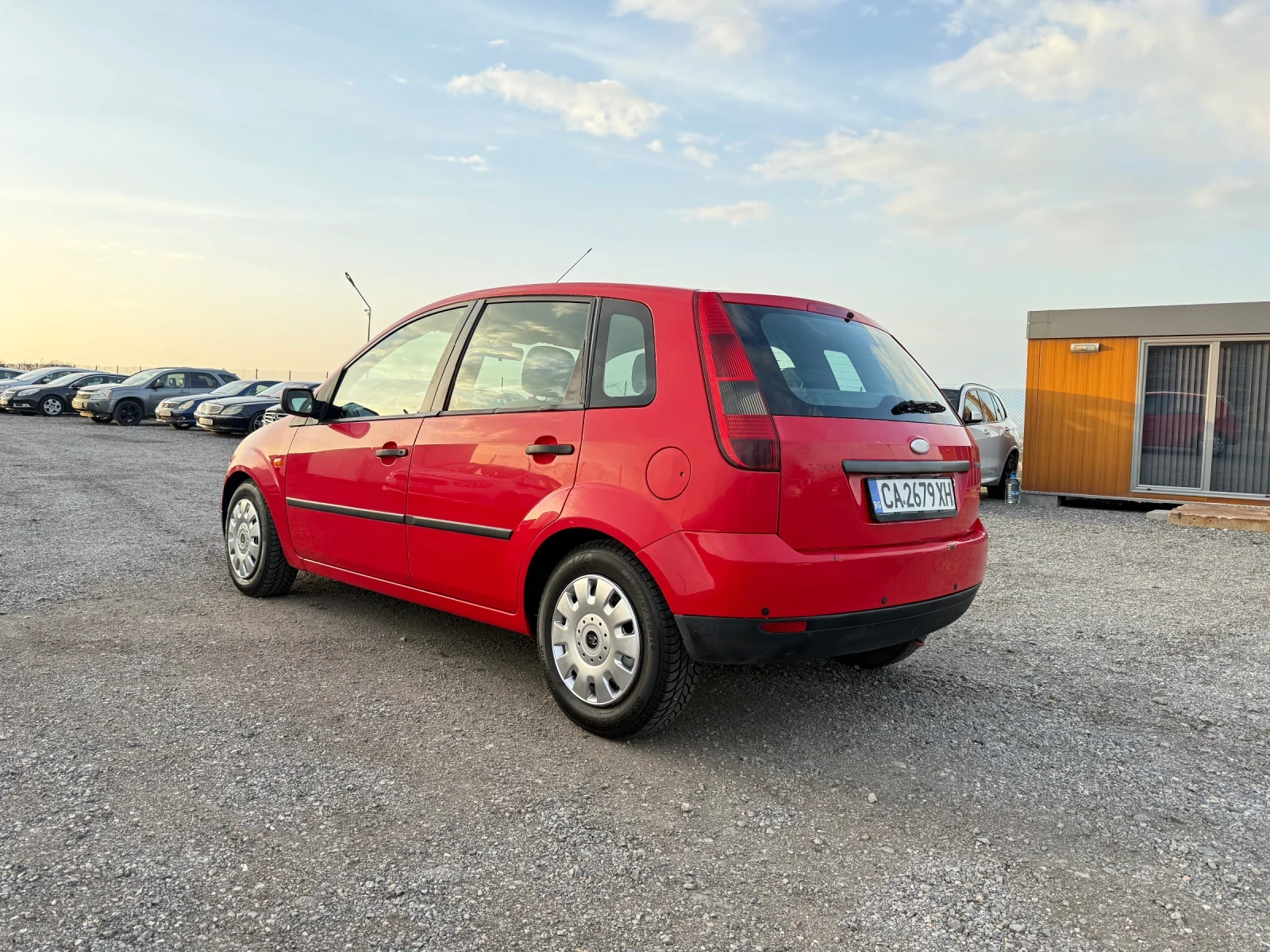 Ford Fiesta 1, 4 HDI, снимка 4 - Автомобили и джипове - 54196708