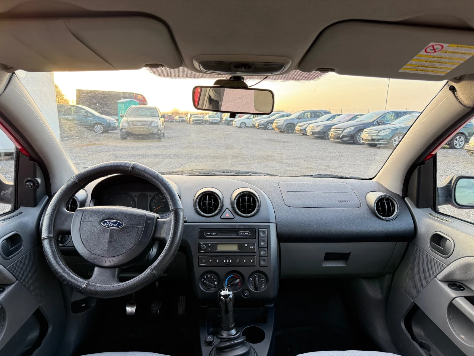 Ford Fiesta 1, 4 HDI, снимка 11 - Автомобили и джипове - 54196708