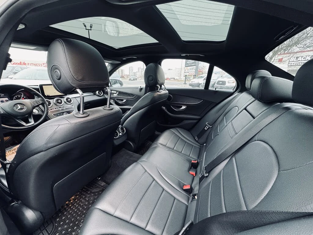 Mercedes-Benz C 300 4MATIC AMG PKG| ПАНО| КАМЕРА| BLIND SPOT, снимка 12 - Автомобили и джипове - 54372553