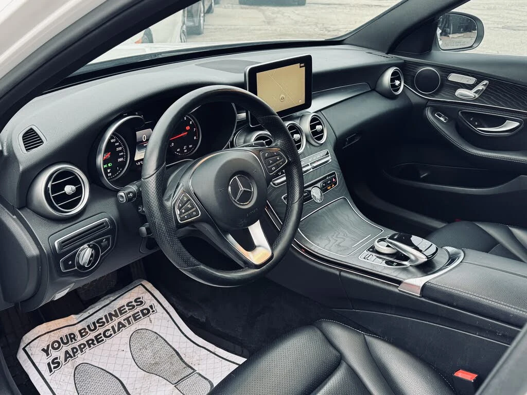 Mercedes-Benz C 300 4MATIC AMG PKG| ПАНО| КАМЕРА| BLIND SPOT, снимка 6 - Автомобили и джипове - 54372553