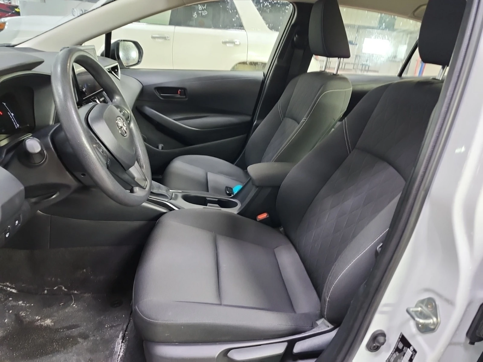 Toyota Corolla HYBRID LE * CARFAX * АВТО КРЕДИТ * ЦЕНА ДО БГ * , снимка 6 - Автомобили и джипове - 54444555
