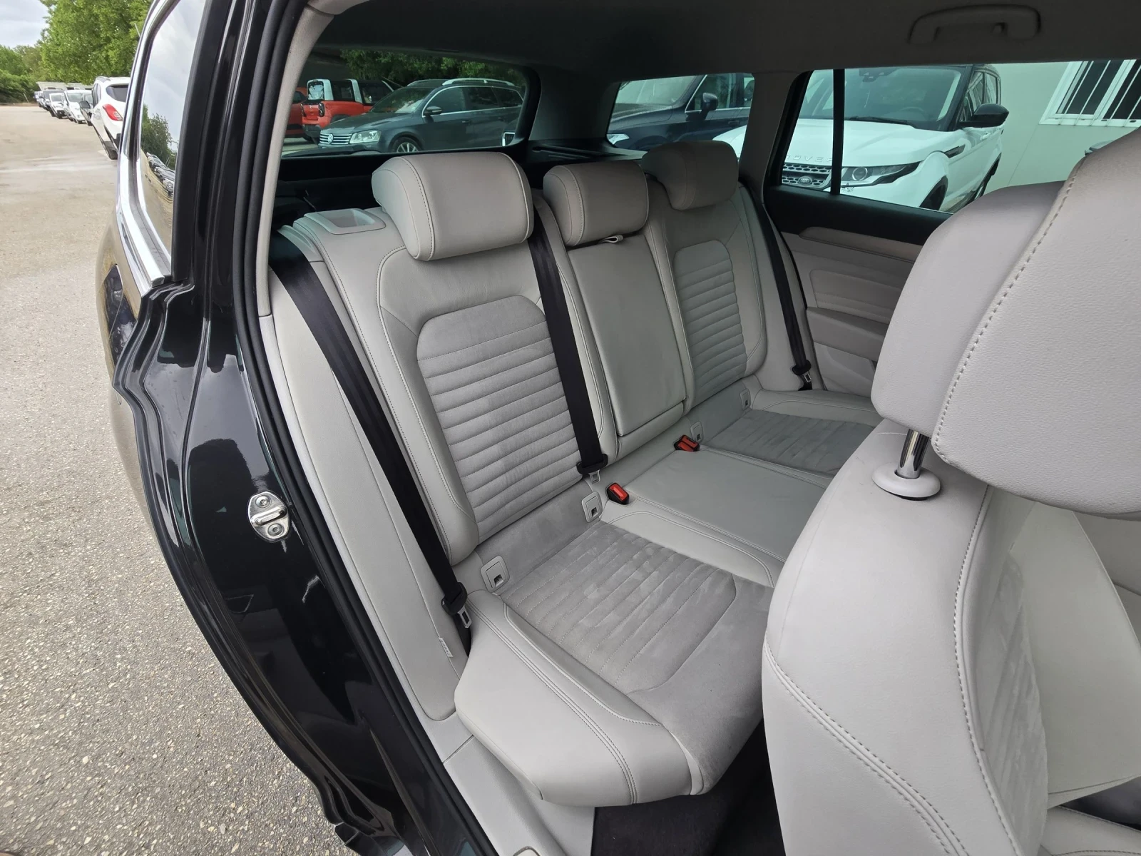 VW Passat 2.0TDI 150к.с Exclusive DSG Камера , снимка 14 - Автомобили и джипове - 54522312