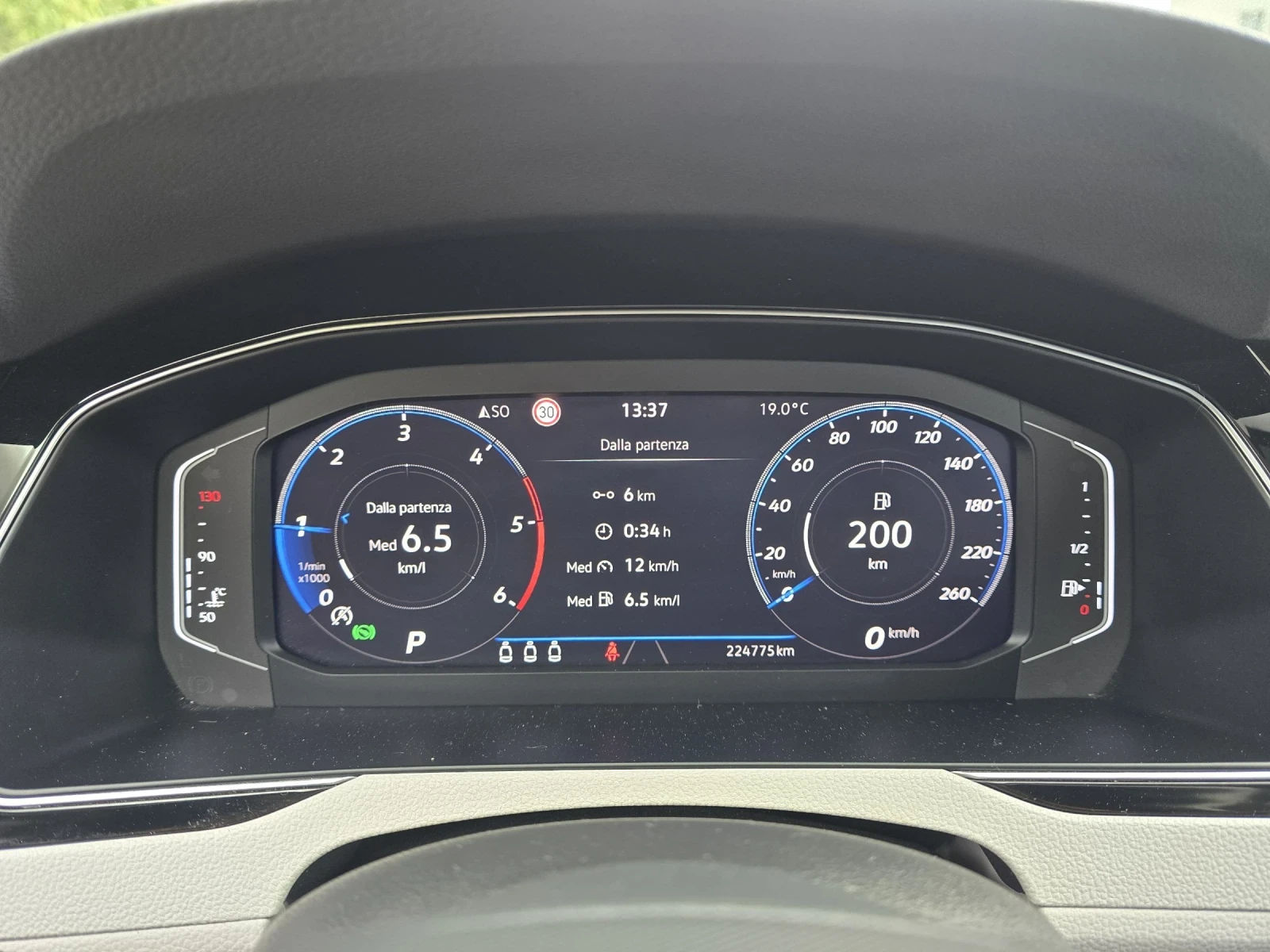 VW Passat 2.0TDI 150к.с Exclusive DSG Камера , снимка 17 - Автомобили и джипове - 54522312