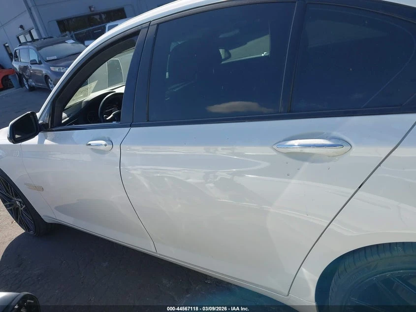BMW 740 N55 M-PACK * O���� * HARMAN KARDON *  | Mobile.bg � ����������� 9