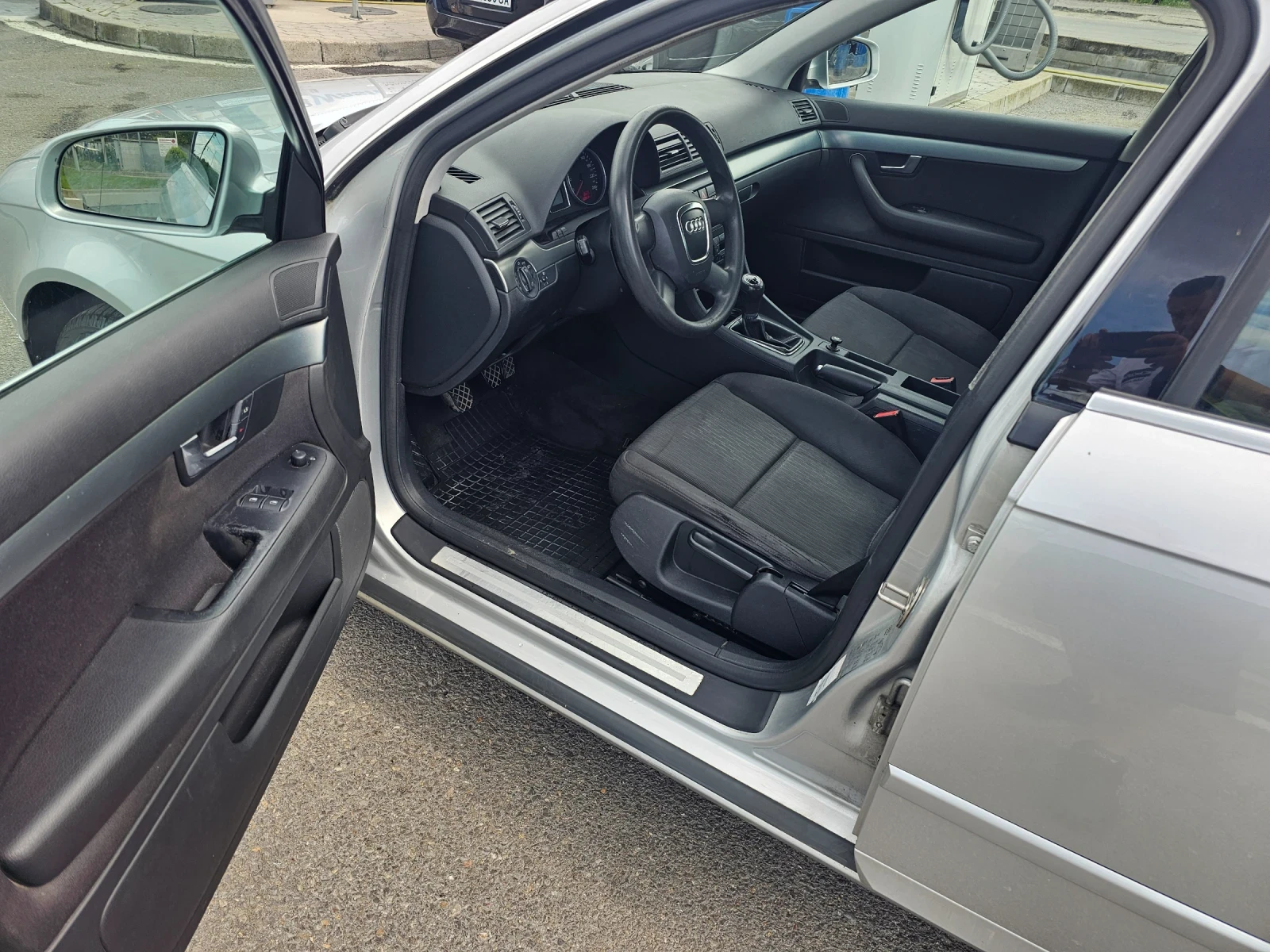 Audi A4 1.9TDi, снимка 9 - Автомобили и джипове - 54947220