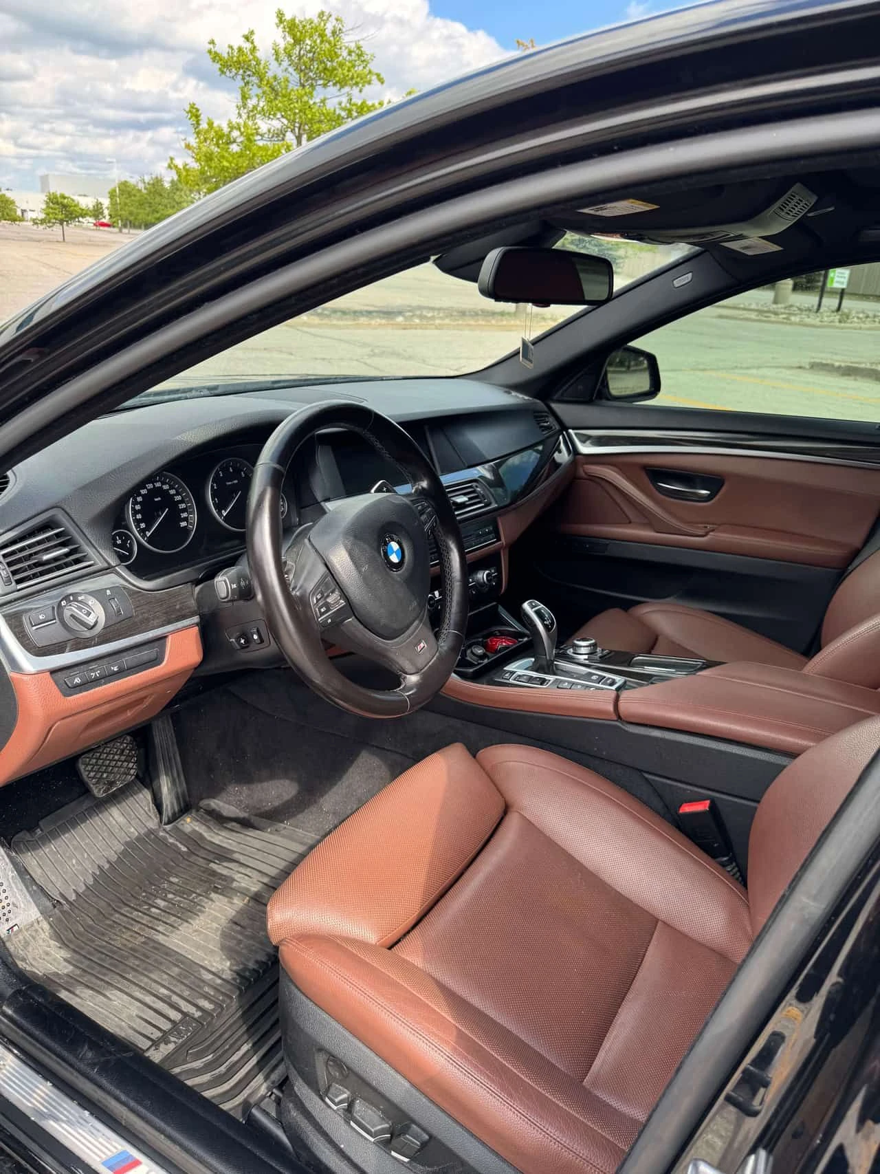 BMW 550 * CARFAX * ЦЕНА ДО БГ, снимка 7 - Автомобили и джипове - 54947794