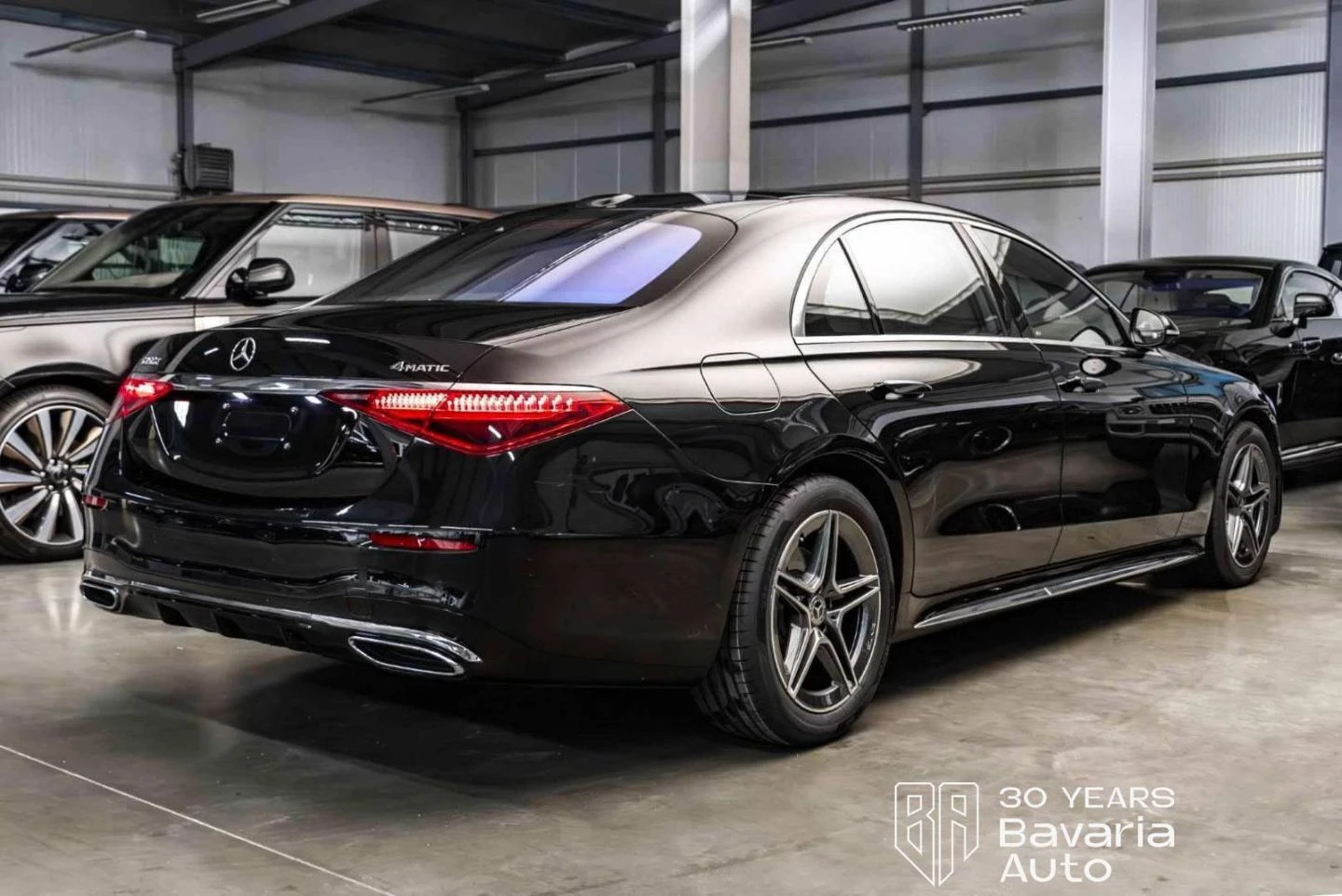 Mercedes-Benz 350 d 4MATIC Long  AMG Line Panorama, снимка 5 - Автомобили и джипове - 54986637