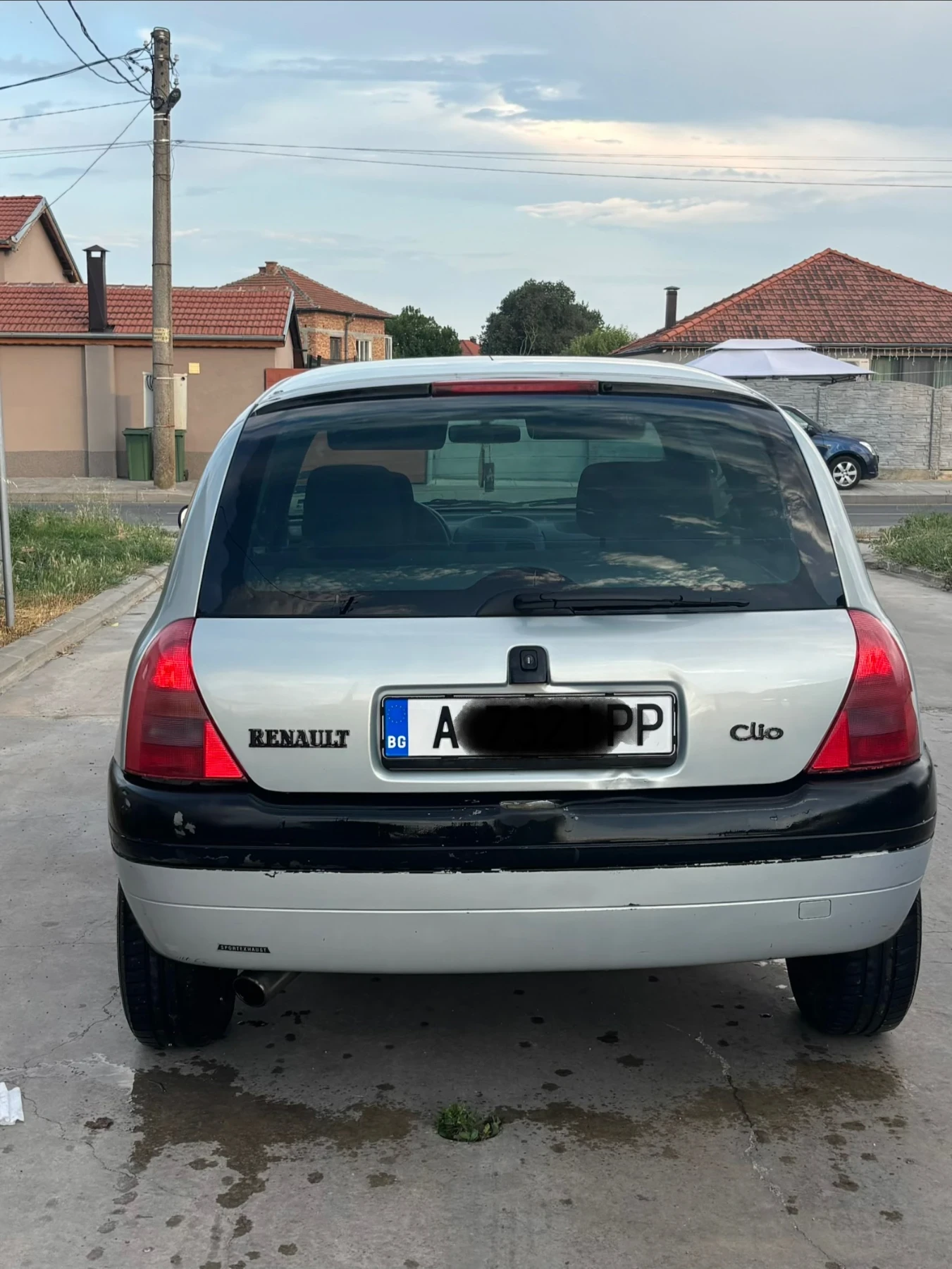 Renault Clio 1.9D, снимка 3 - Автомобили и джипове - 55137611