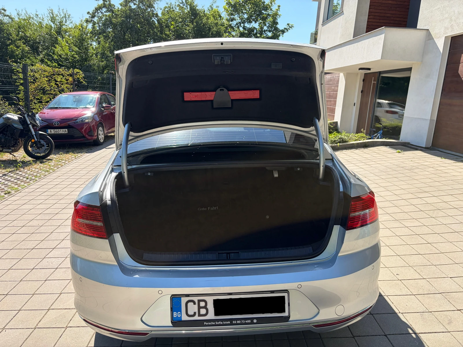 VW Passat Highline 2.0 TDI DSG 150 к.с. Facelift 2019, снимка 5 - Автомобили и джипове - 55161899