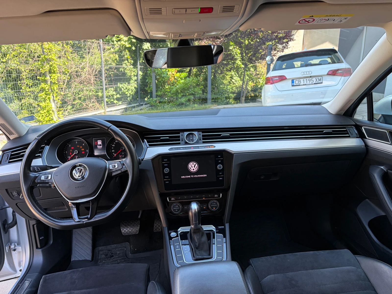 VW Passat Highline 2.0 TDI DSG 150 к.с. Facelift 2019, снимка 13 - Автомобили и джипове - 55525889