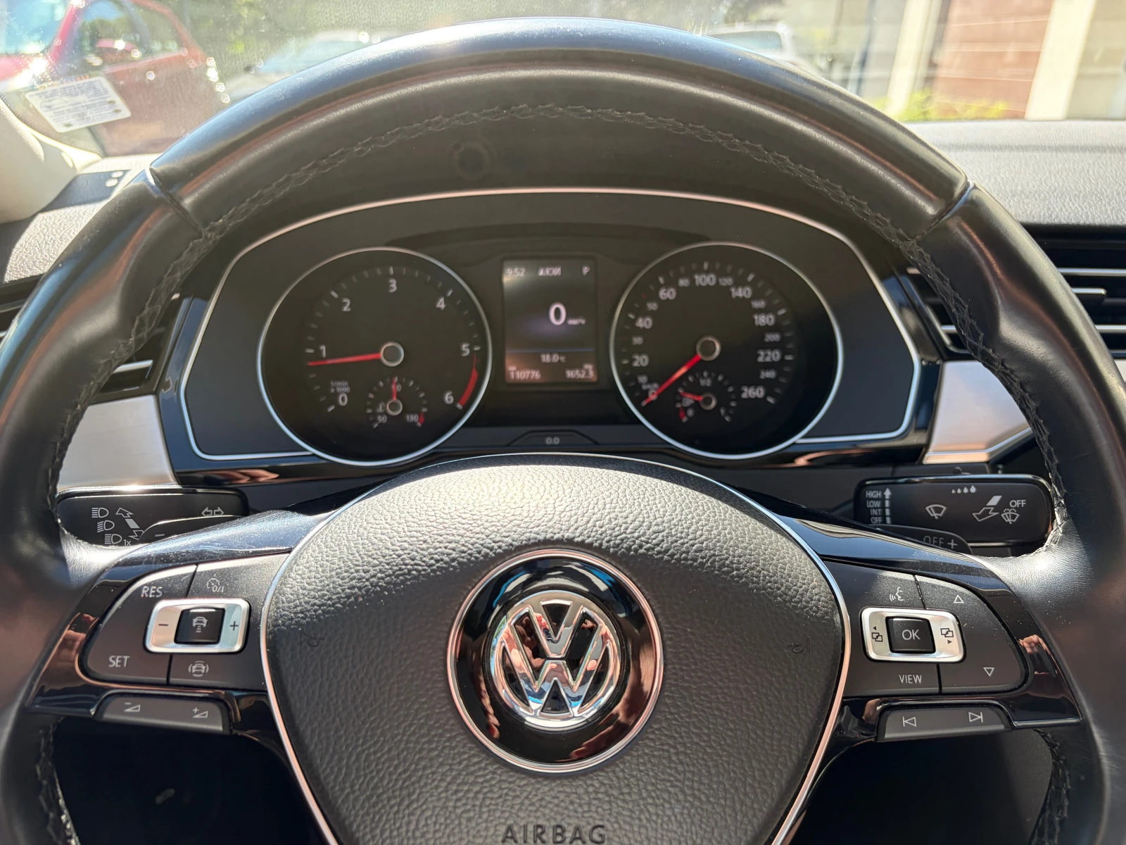 VW Passat Highline 2.0 TDI DSG 150 к.с. Facelift 2019, снимка 11 - Автомобили и джипове - 55161899