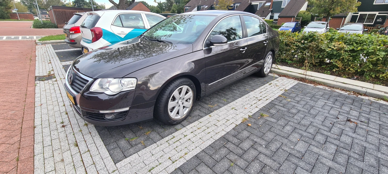 VW Passat 2.0 FSI, снимка 2 - Автомобили и джипове - 55385933