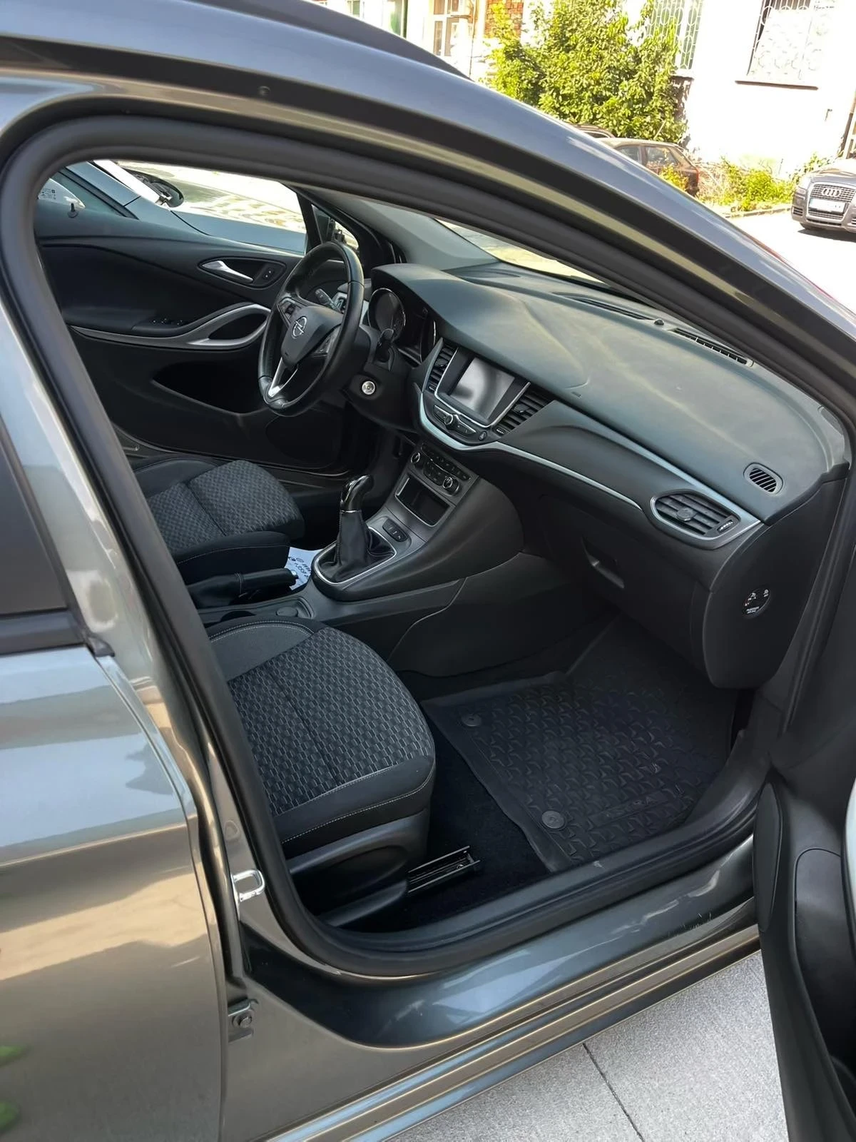 Opel Astra 1.5 CDTI Strart/Stop, снимка 2 - Автомобили и джипове - 55504362