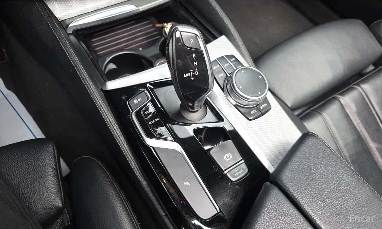 BMW 530 * 530i M Sport Package * ЦЕНА ДО БГ, снимка 13 - Автомобили и джипове - 55709410