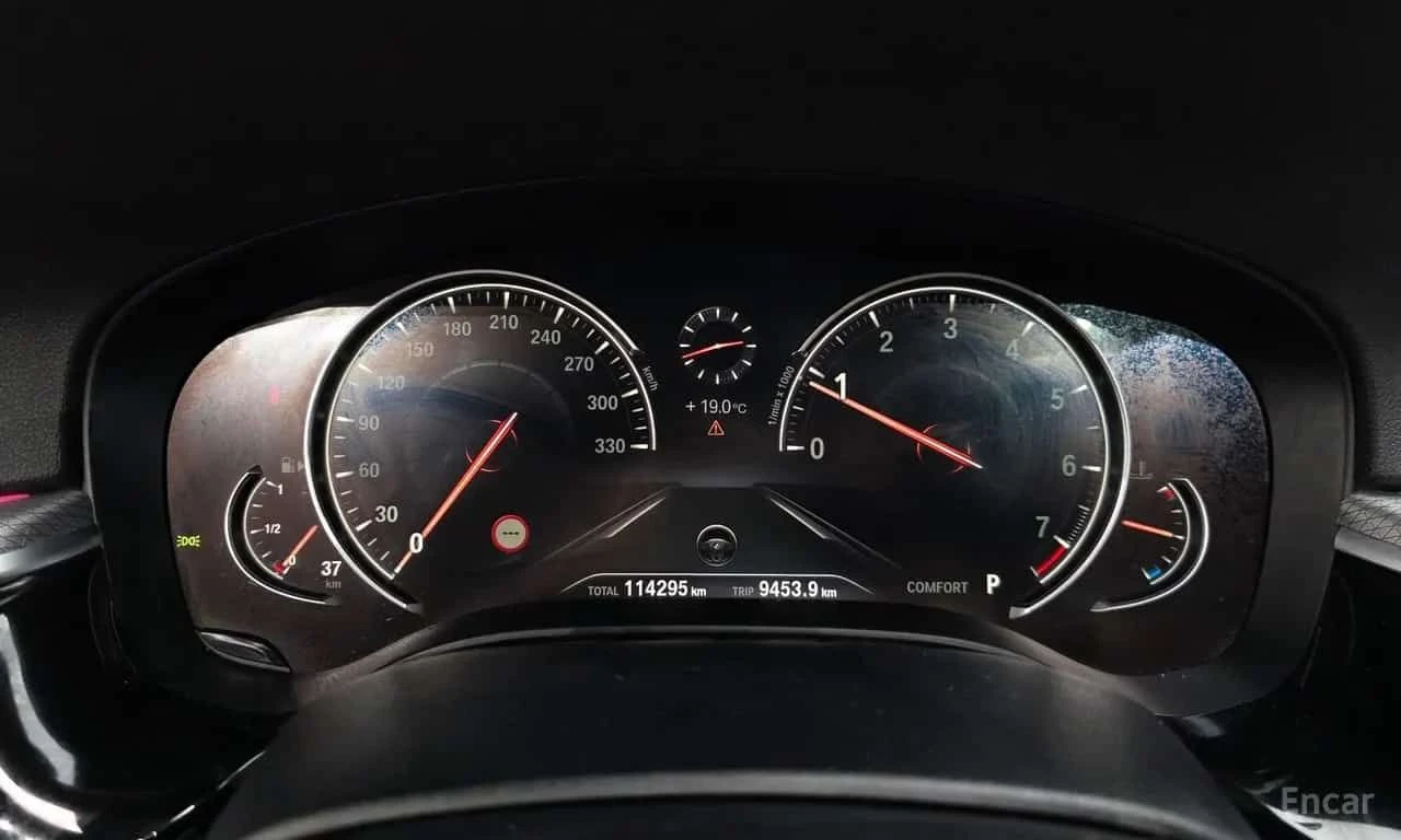 BMW 530 * 530i M Sport Package * ЦЕНА ДО БГ, снимка 9 - Автомобили и джипове - 55709410