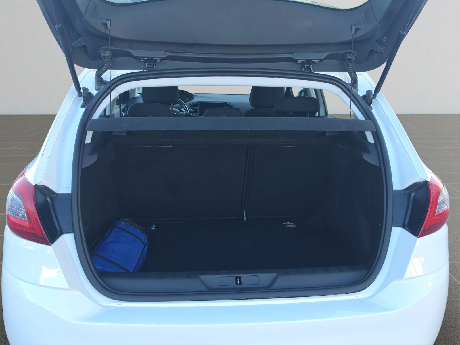 Peugeot 308 NEW ACTIVE 1.5 e-HDI 102 BVM6 EURO 6.2//1901204 | Mobile.bg � ����������� 13