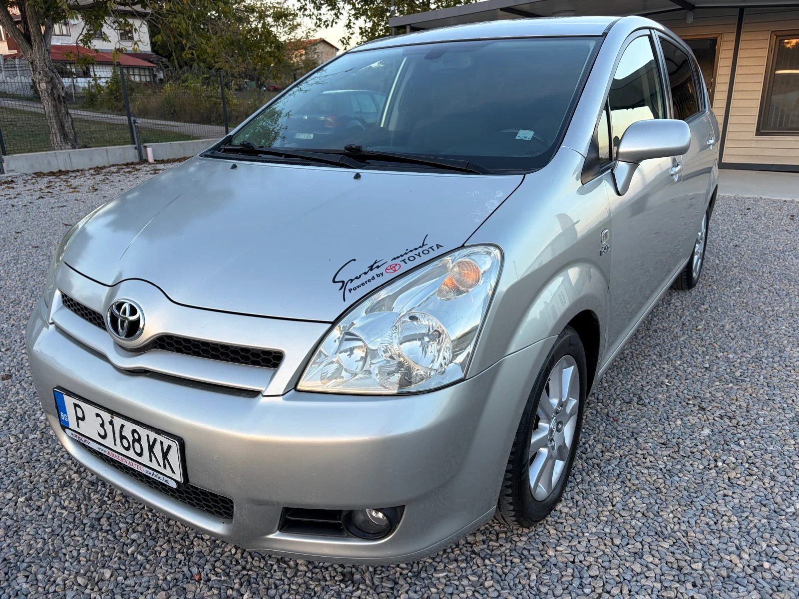 Toyota Corolla verso 2.0D4D  6+ 1����� | Mobile.bg � ����������� 2