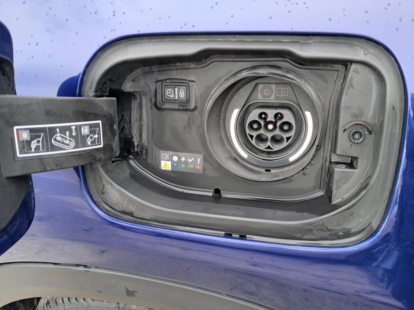 Citroen C5X 11.000КМ, снимка 11 - Автомобили и джипове - 56649560