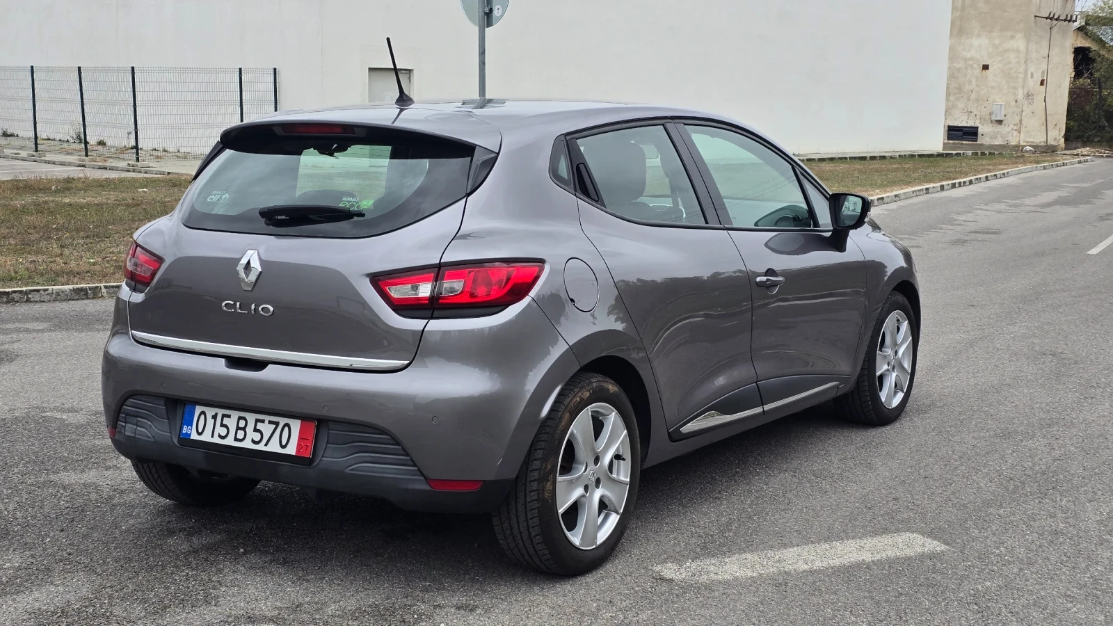 Renault Clio 1.2i 120 �.�. ������� ���������  | Mobile.bg � ����������� 5