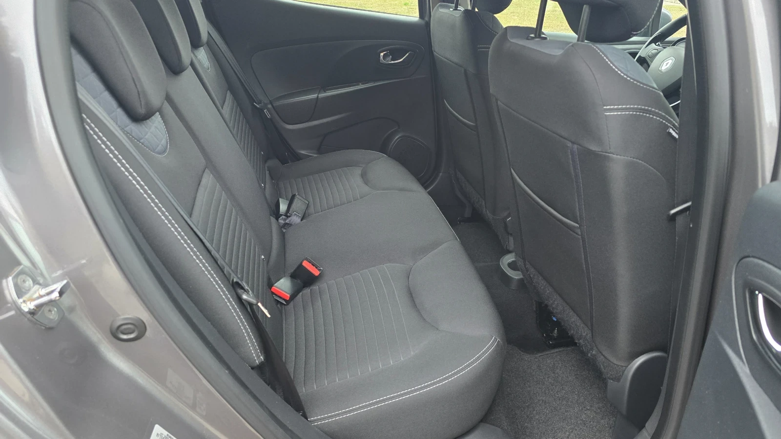 Renault Clio 1.2i 120 �.�. ������� ���������  | Mobile.bg � ����������� 10