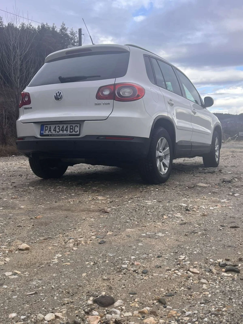 VW Tiguan, снимка 3 - Автомобили и джипове - 49153987