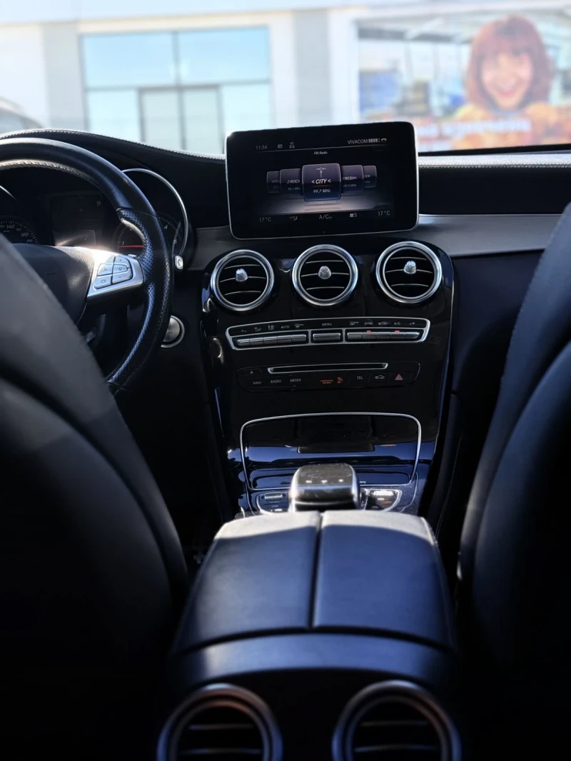 Mercedes-Benz GLC 250, снимка 3 - Автомобили и джипове - 52407815