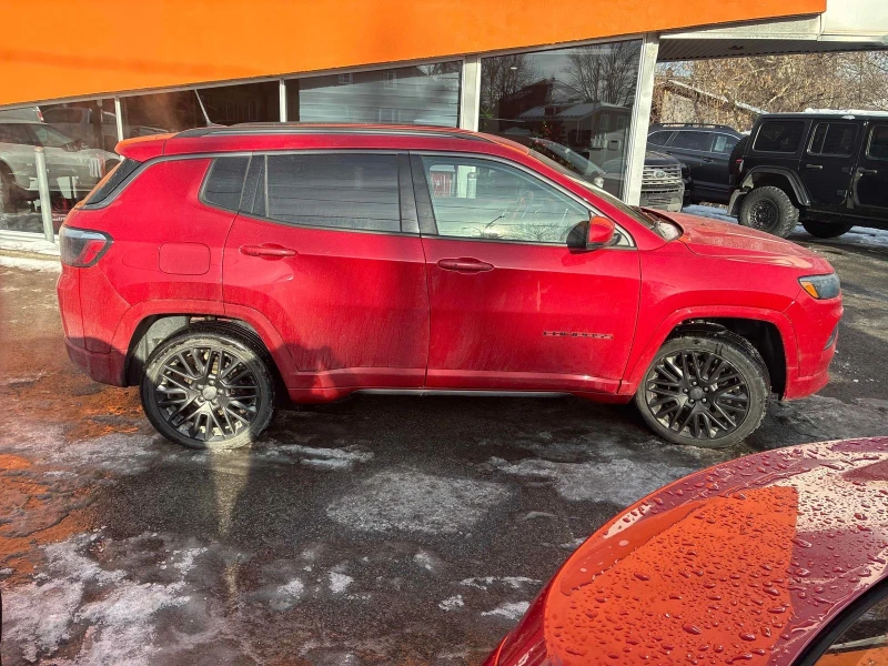 Jeep Compass (RED) Edition CARFAX АВТО КРЕДИТ , снимка 5 - Автомобили и джипове - 52840261
