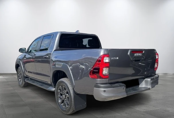 Toyota Hilux 4×4 Double Cab = Invincible = Гаранция - изображение 2