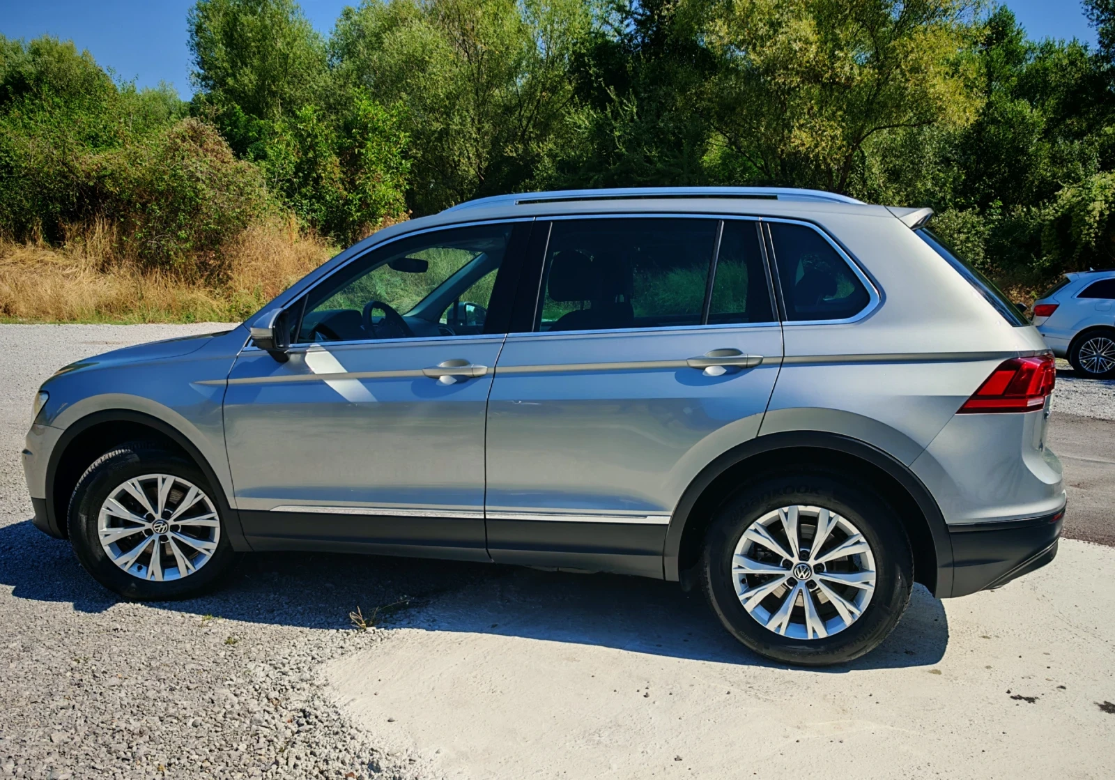 VW Tiguan 2.0tdi 4x4 top full - изображение 6
