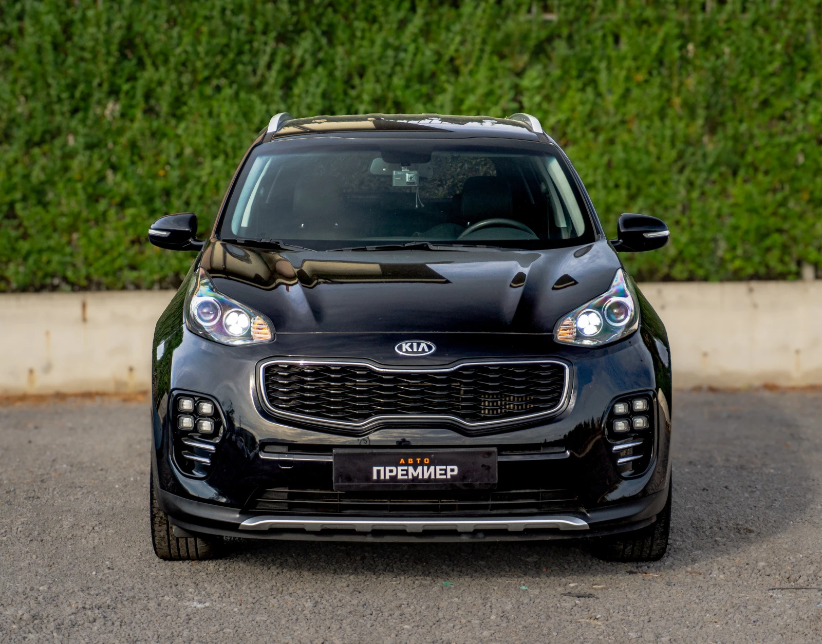 Kia Sportage 2.0 CRDI 6М ГАРАНЦИЯ ТОП СЪСТОЯНИЕ ! - изображение 2